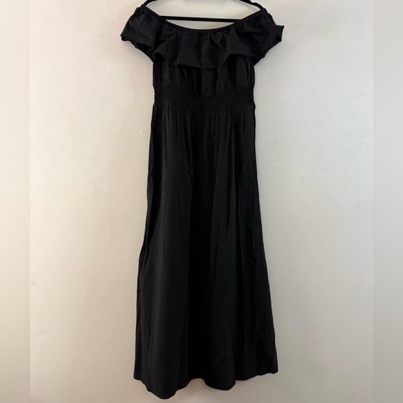 Old Navy Black Off Shoulder Maxi Dress Smocked Waist Pockets - Size L - Picture 2 of 6